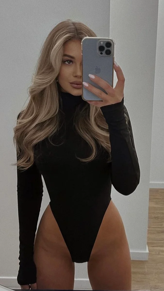 Escorts Girls service in Lebanon
